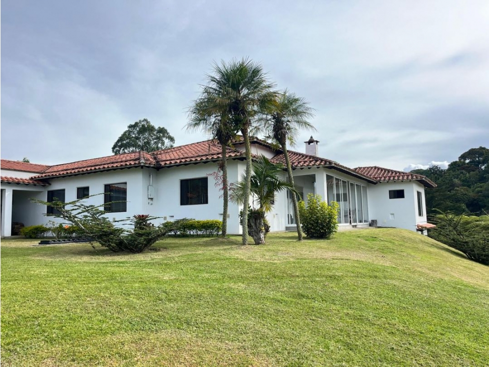 Se vende finca de 9.343 m2 en El Cerro, El Carmen de Viboral — foto 2