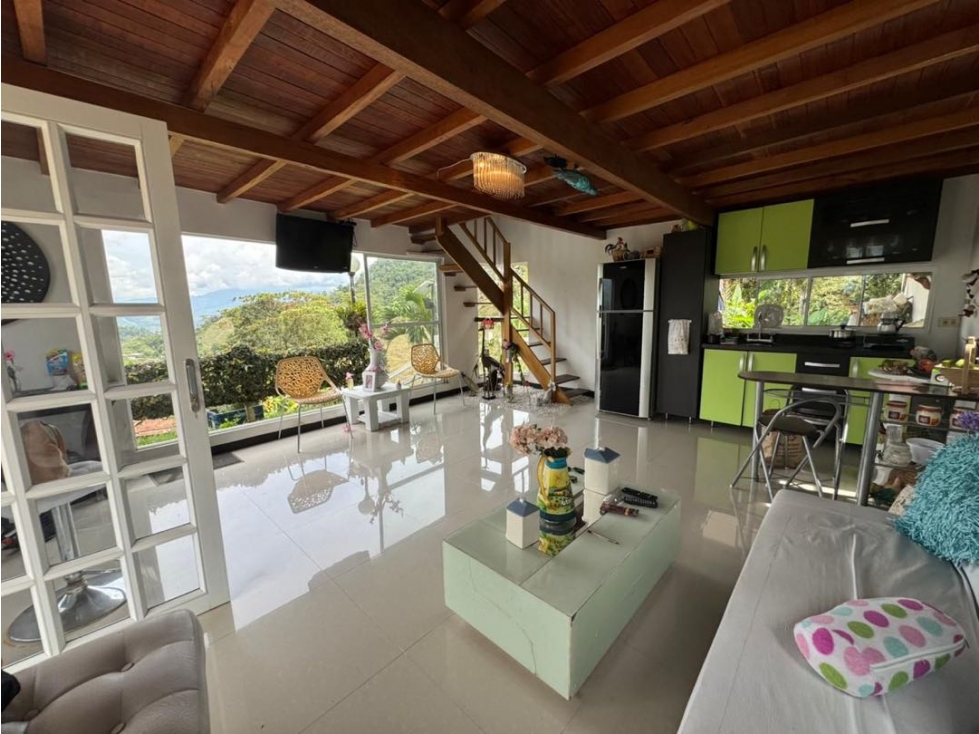 SE VENDE FINCA Y CABAÑA A PUERTA CERRADA EN COCORNÁ - 6