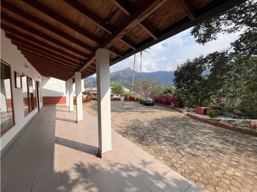 SE VENDE FINCA EN COPACABANA — foto 6