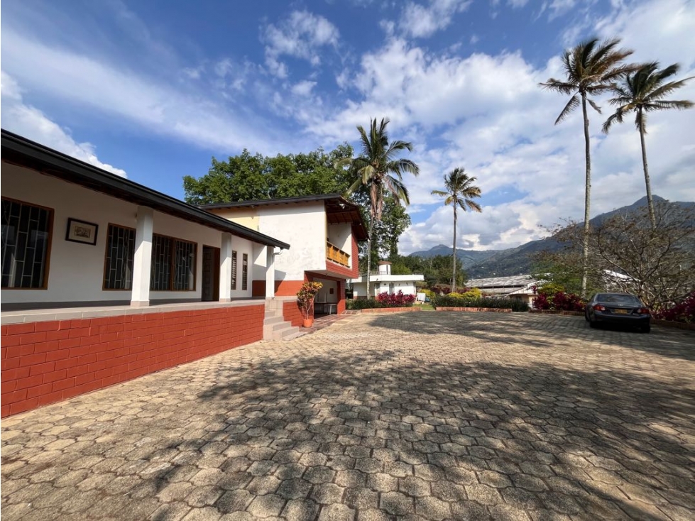 SE VENDE FINCA EN COPACABANA — foto 4