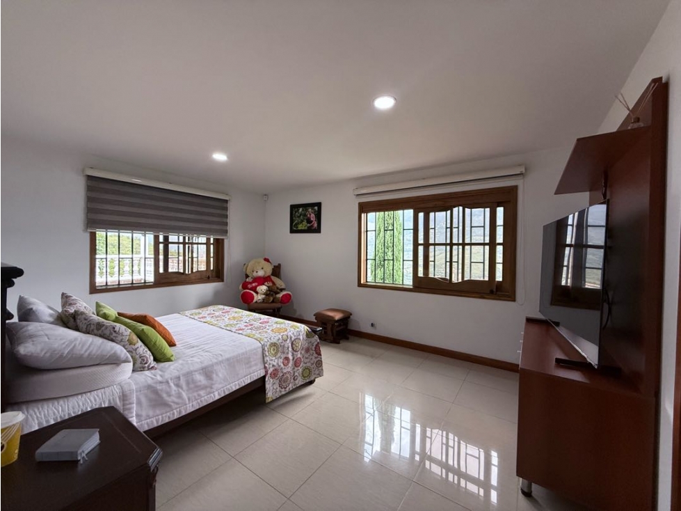 Se vende finca en Copacabana — foto 4
