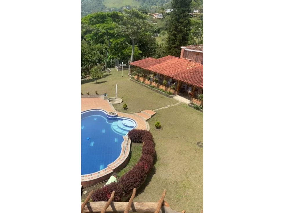 Finca en Venta en Copacabana, Antioquia - 22.100 m²