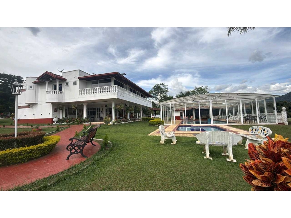 Se vende finca en copacabana antioquia