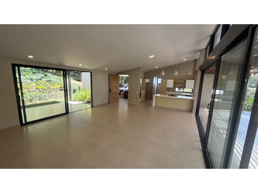 SE VENDE FINCA EN EL CARMEN DE VIBORAL LA CUCHARITA VÍA LA CEJA RIONEG - 5