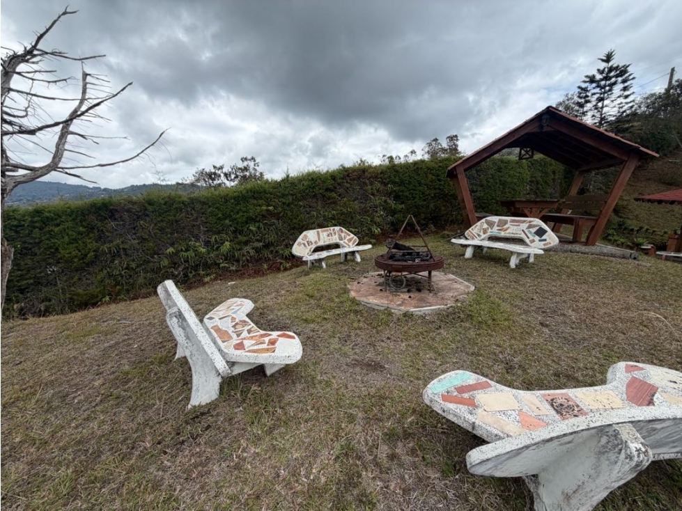SE VENDE FINCA EN GUARNE SECTOR SANTA ELENA PARA TURISMO COMERCIO - 3