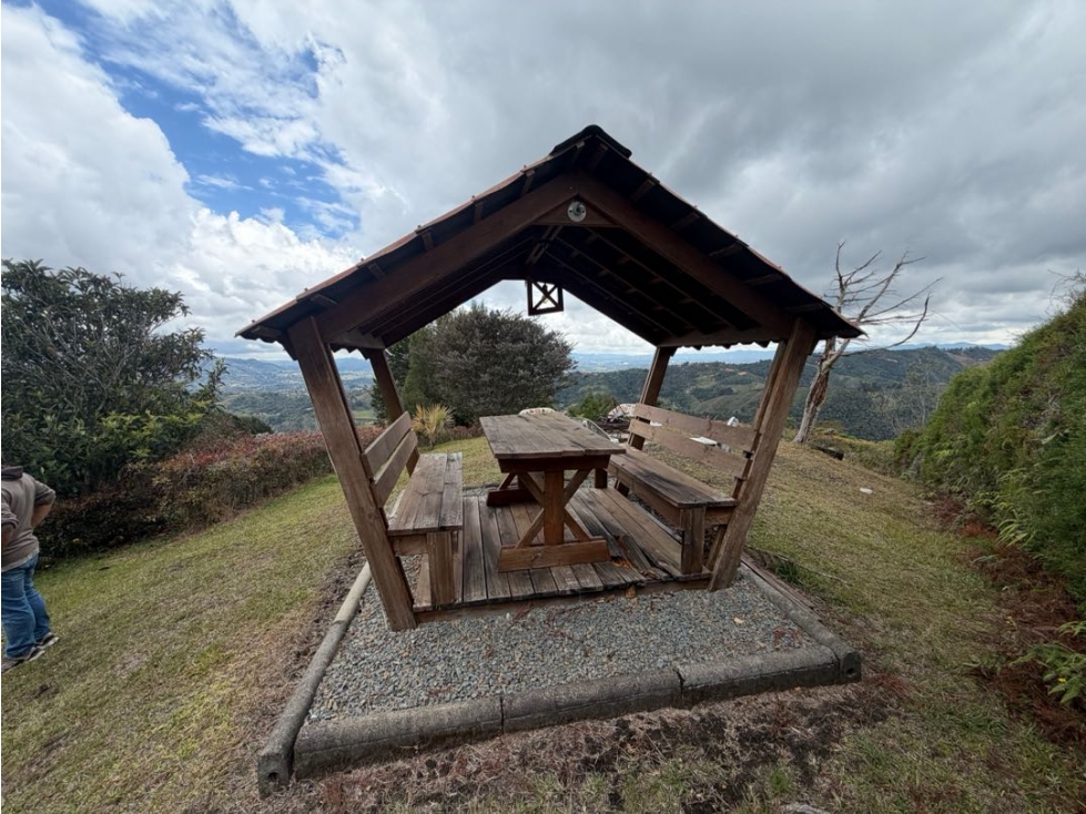 SE VENDE FINCA EN GUARNE SECTOR SANTA ELENA PARA TURISMO COMERCIO - 5