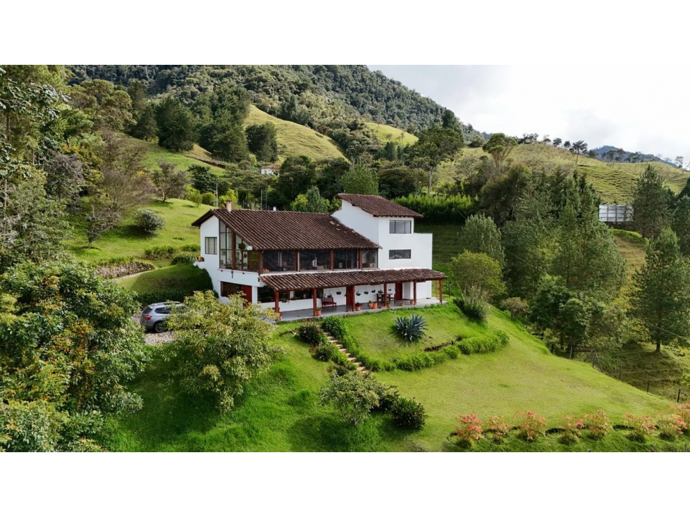 SE VENDE FINCA EN LA CEJA EXCELENTE VISTA SE PUEDE LOTEAR SON 35,000 m — foto 4