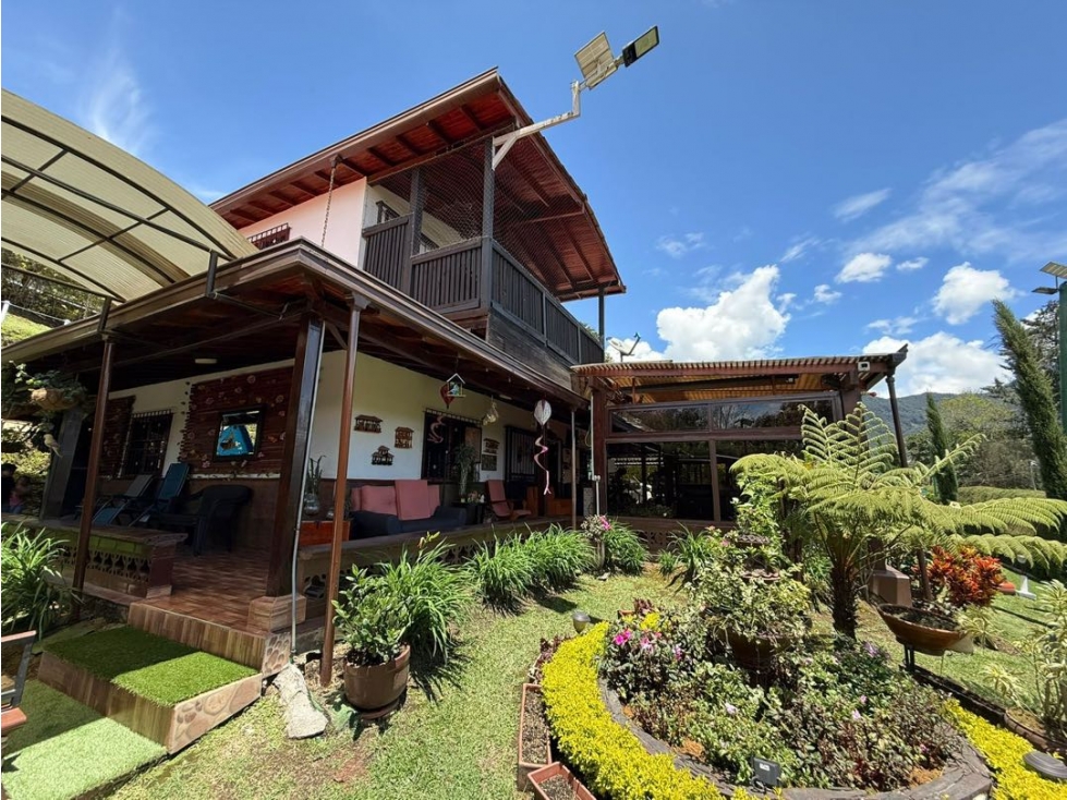 Se vende finca en La Sonadora en El Carmen de Viboral