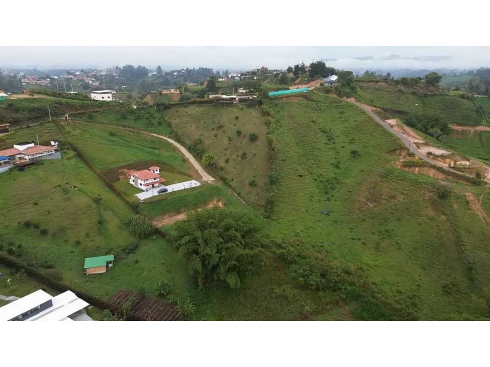 Se vende finca en Marinilla — foto 2