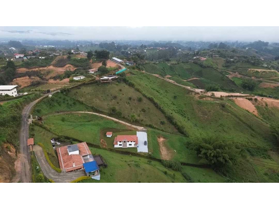 Se vende finca en Marinilla — foto 4