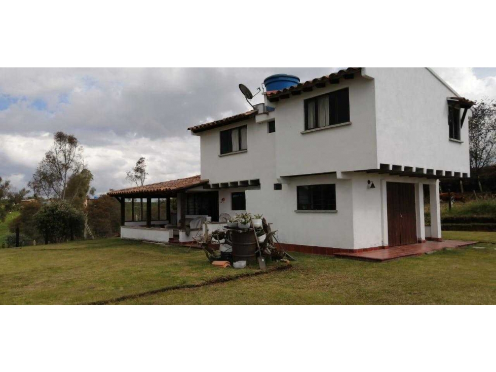 SE VENDE FINCA EN MEDELLIN CORREGIMIENTO SAN FELIX.
