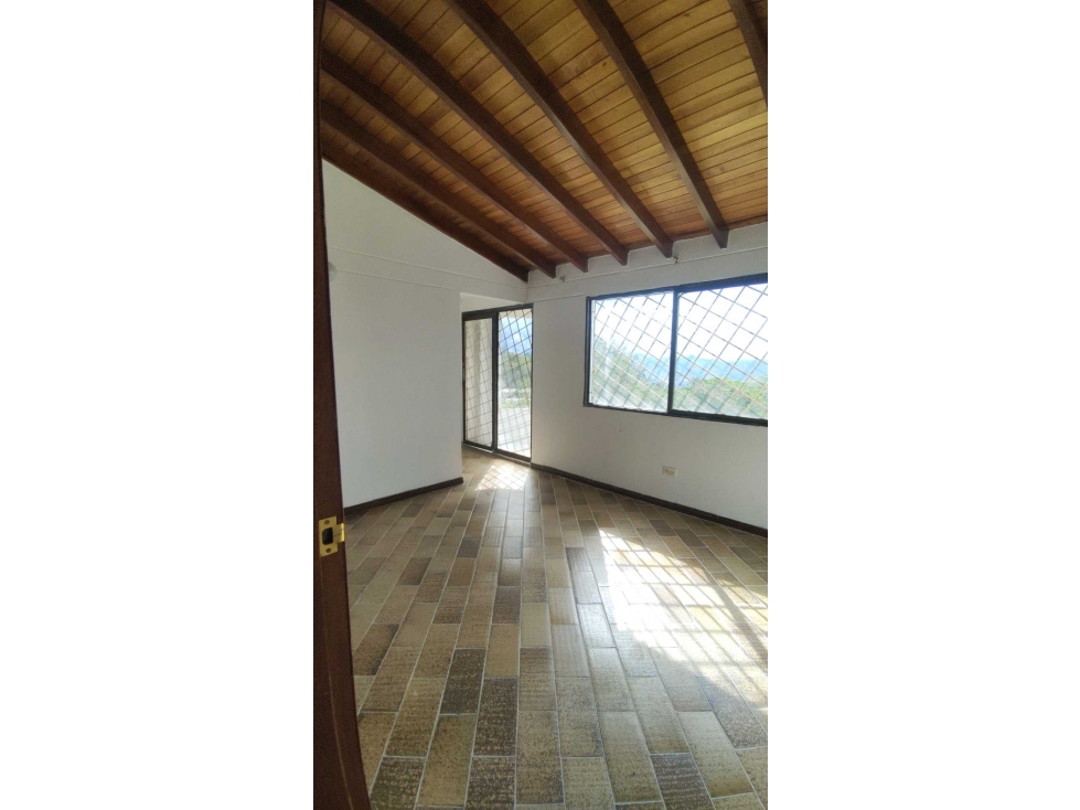 Se vende finca en parcelación via la Ceja la Union — foto 3
