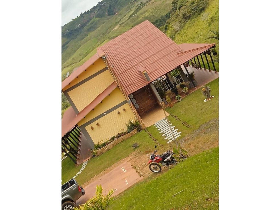 Se vende Finca en Pavas - 3
