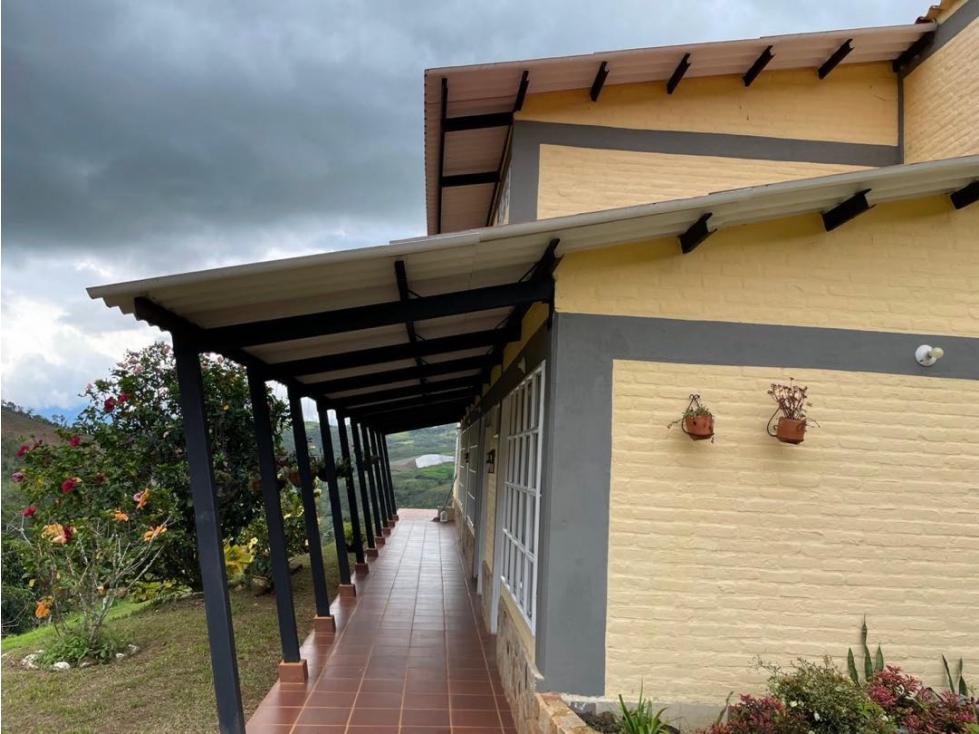 Se vende Finca en Pavas - 5