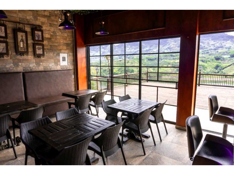 Se vende se permutas finca hotel en guatape antioquia - 5