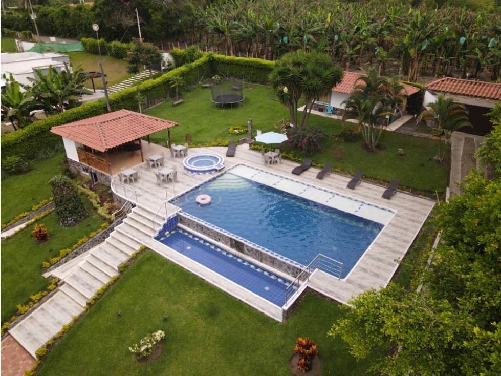 Se Vende finca Hotel - Sector Pueblo Tapao - 4