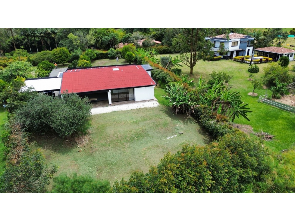 SE VENDE FINCA INDEPENDIENTE EN LA CEJA SECTOR SAN NICOLAS VÍA A LLAN