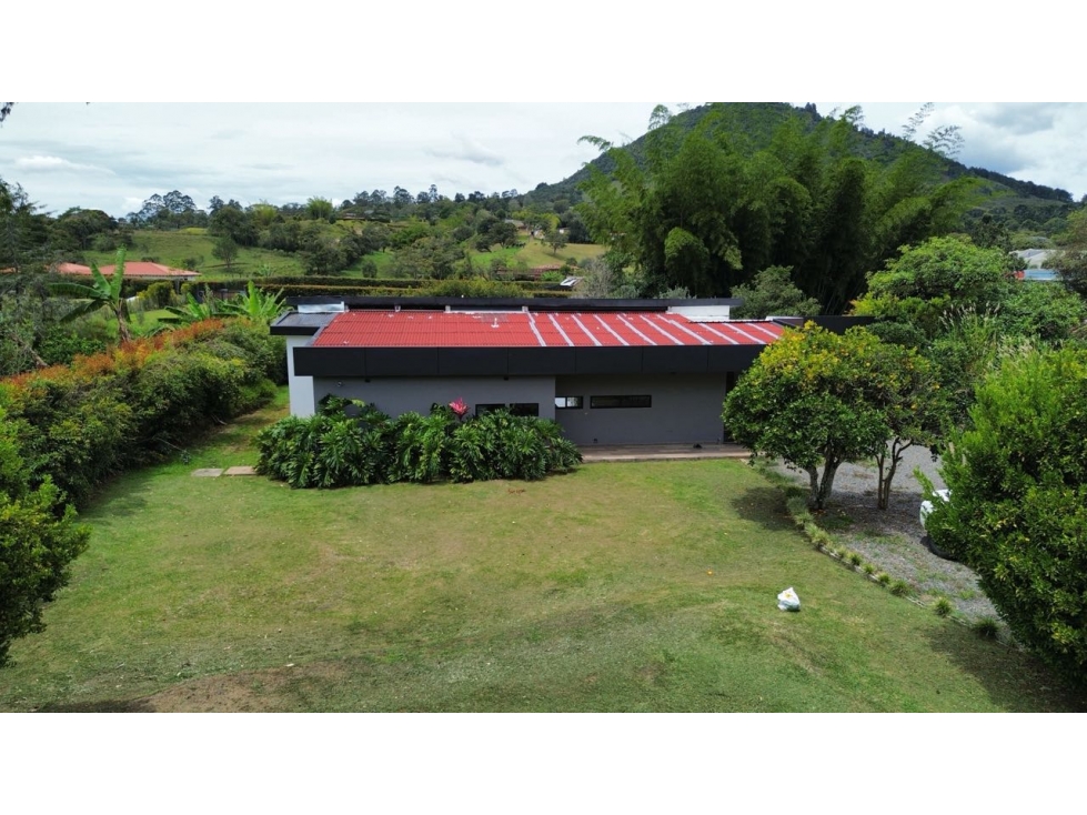 SE VENDE FINCA INDEPENDIENTE EN LA CEJA SECTOR SAN NICOLAS VÍA A LLAN — foto 4