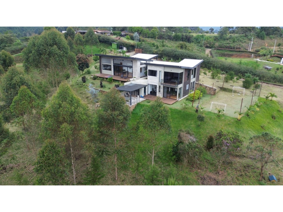 SE VENDE FINCA INDEPENDIENTE EN EL RETIRO VEREDA PORTENTO VÍA LA CEJA — foto 2