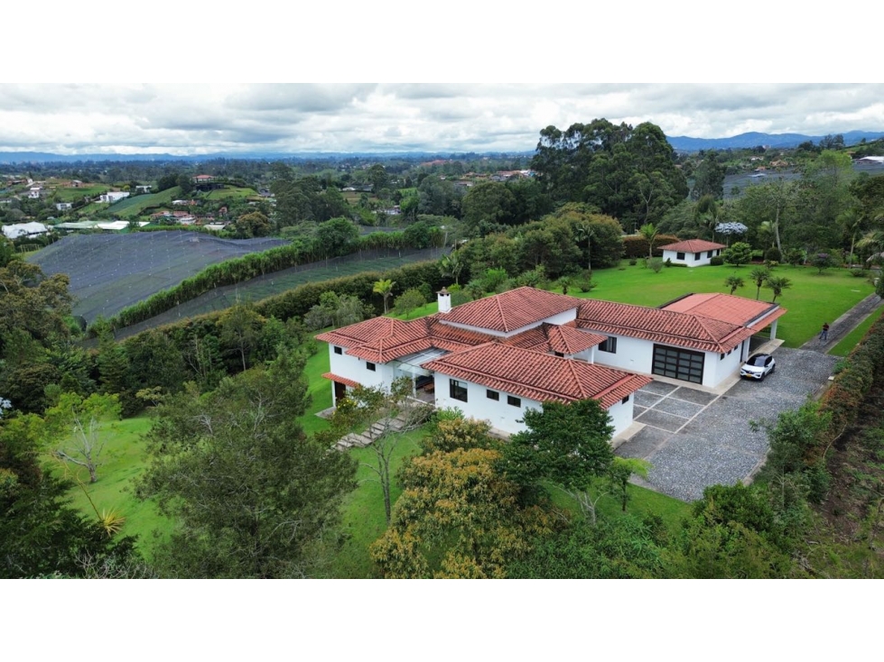 SE VENDE FINCA INDEPENDIENTE EN EL CARMEN DE VIBORAL 2 ESCRITURAS — foto 6