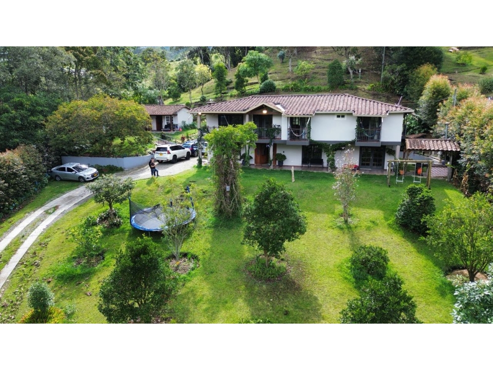 SE VENDE FINCA INDEPENDIENTE EN LA CEJA, ANTIOQUÍA, SECTOR EL TAMBO, - 1