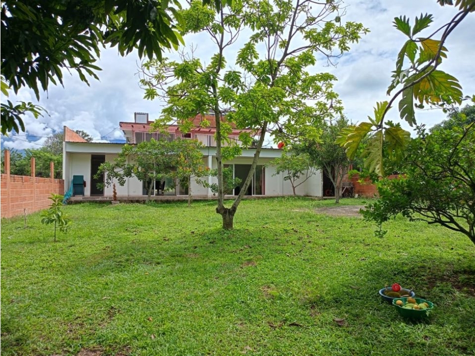 Se vende casa campestre para estrenar 1.000 m2 Santa Elena El Cerrito - 3