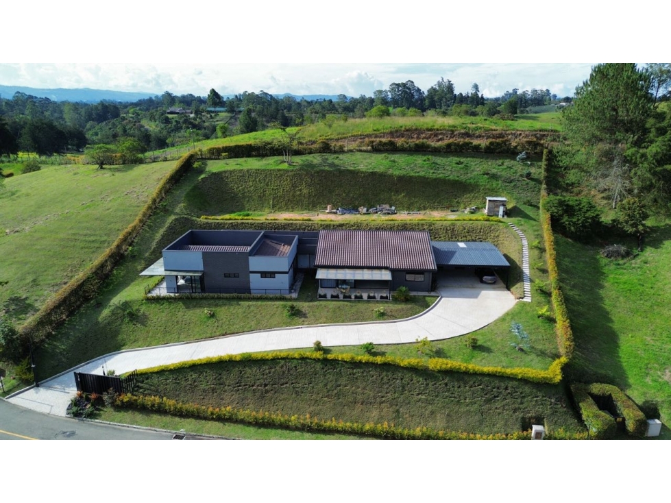 SE VENDE FINCA VIA LA CEJA RIONEGRO PARCELACIÓN