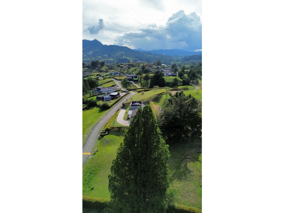 SE VENDE FINCA VIA LA CEJA RIONEGRO PARCELACIÓN — foto 3