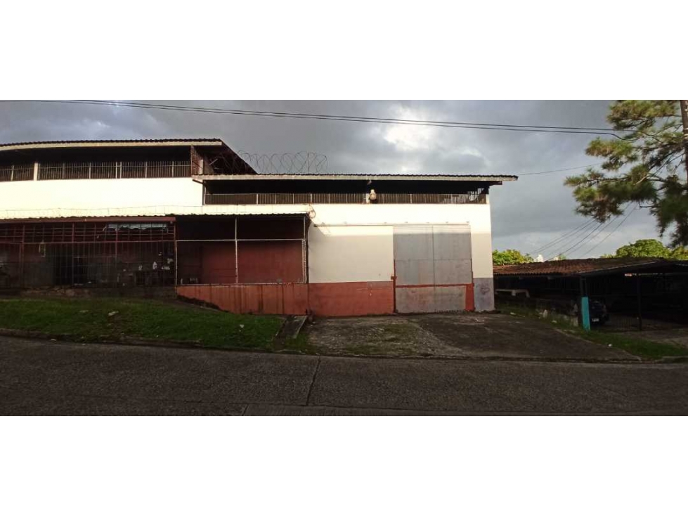 SE VENDE GALERA EN RIO ABAJO - 2