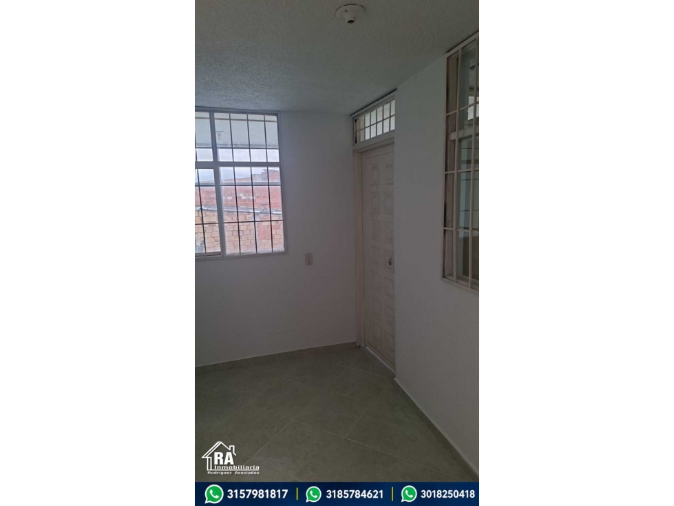 SE VENDE GRAN CASA RENTABLE EN EL OLARTE, BOGOTA - 4