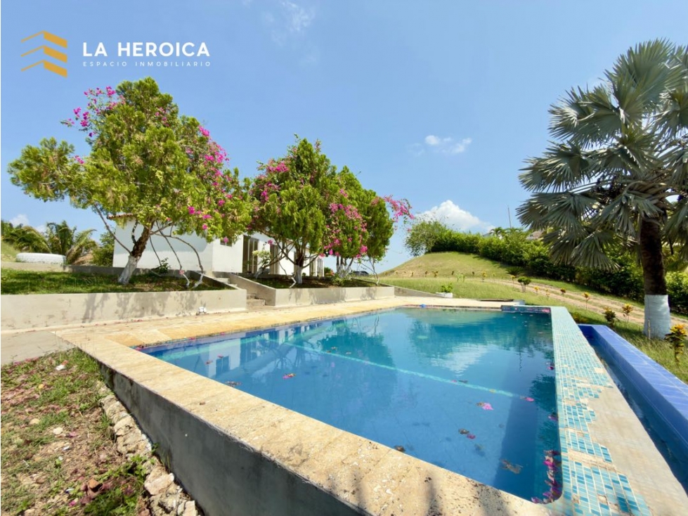 SE VENDE HACIENDA ENTRE TURBACO Y ARJONA - 4