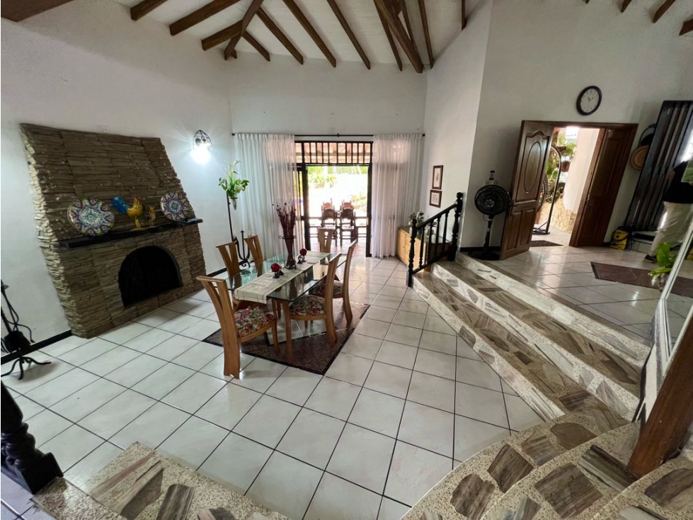 Se Vende Hermosa Casa Campestre Vía El Edén Amplias Zonas Verdes — foto 3