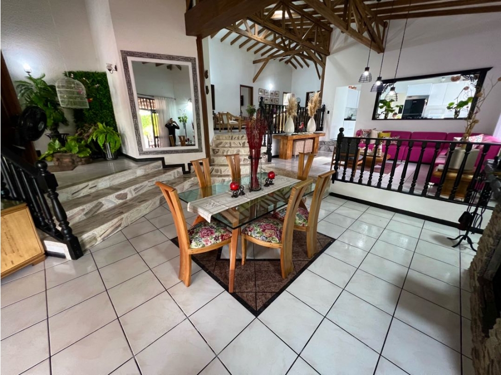 Se Vende Hermosa Casa Campestre Vía El Edén Amplias Zonas Verdes — foto 4