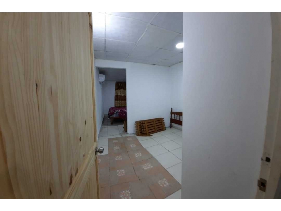 Se Vende Hermosa Casa con Patio trasero en la Urbanización Don Bosco — foto 5