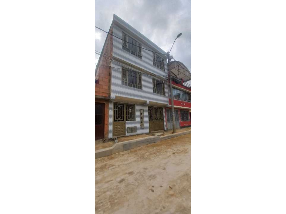 Se vende hermosa casa de oportunidad - 3