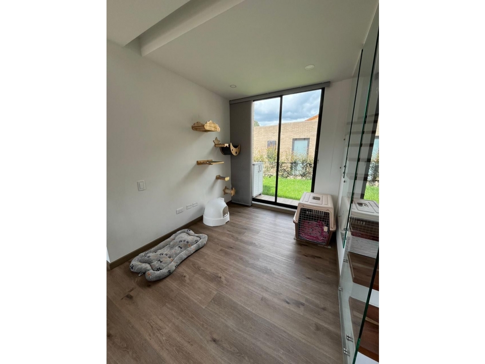 SE VENDE HERMOSA CASA DE UN NIVEL MÁS ALTILLO — foto 4