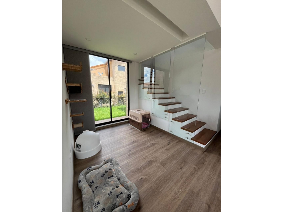 SE VENDE HERMOSA CASA DE UN NIVEL MÁS ALTILLO — foto 5