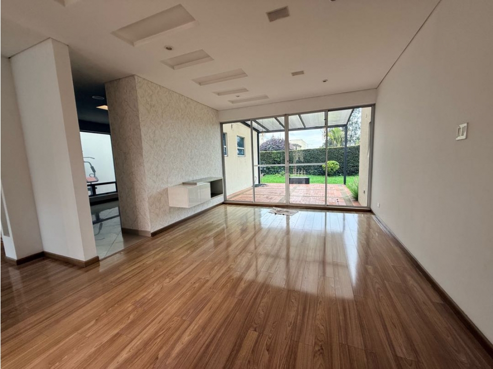 SE VENDE HERMOSA CASA DE UN NIVEL — foto 4