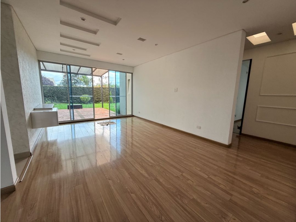 SE VENDE HERMOSA CASA DE UN NIVEL — foto 6