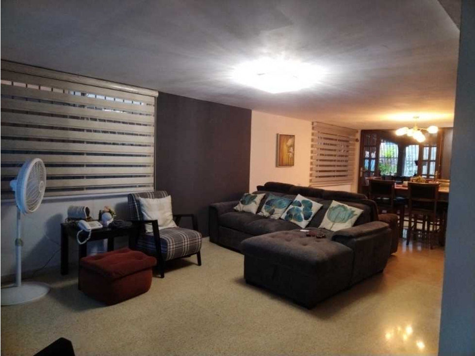 Se Vende Hermosa Casa dos Niveles en Betania - 4