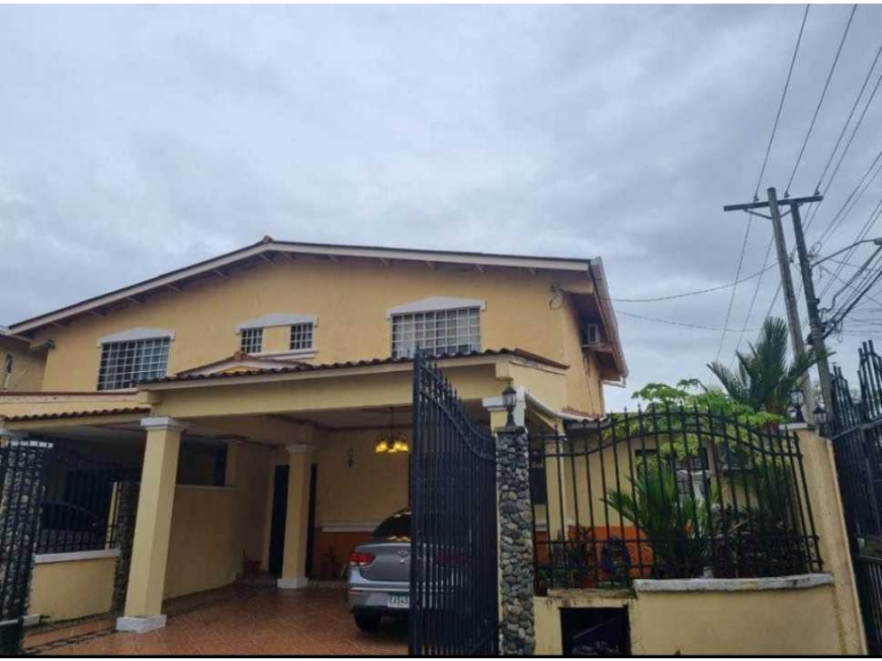Se Vende Hermosa casa Duplex de esquina en Cerro Viento