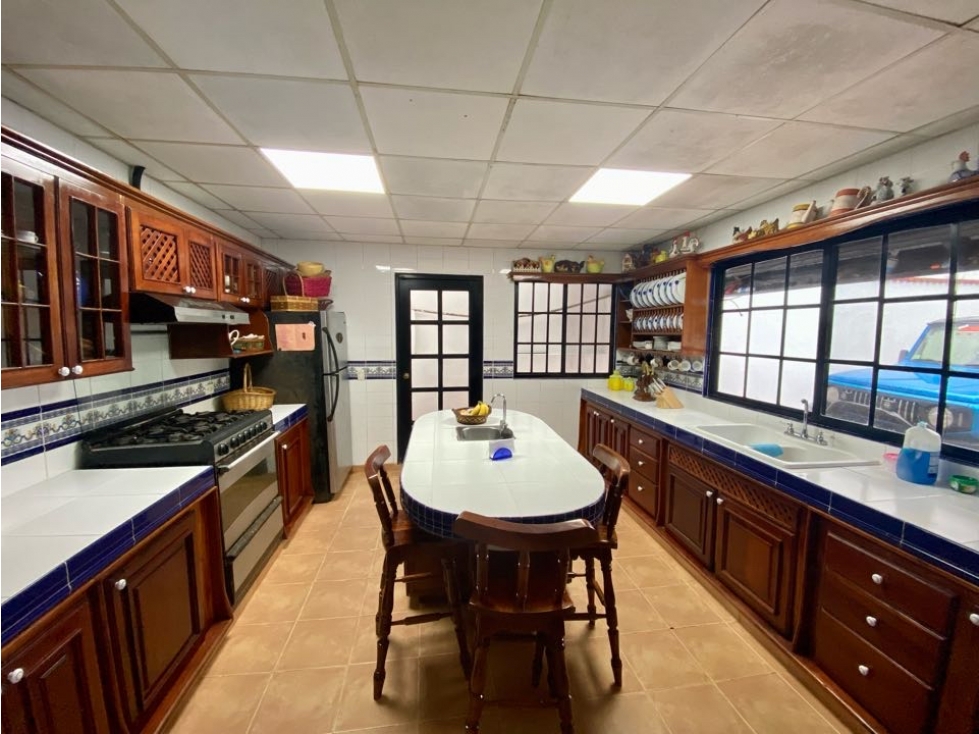 SE VENDE HERMOSA CASA EN ALTOS DE CERRO AZUL $195,000 — foto 3