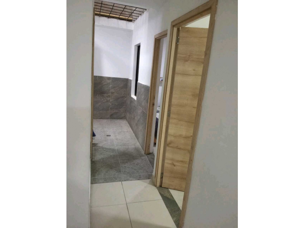SE VENDE HERMOSA CASA EN BELLO BARRIO CENTRAL.EXCELENTE UBICACION — foto 2
