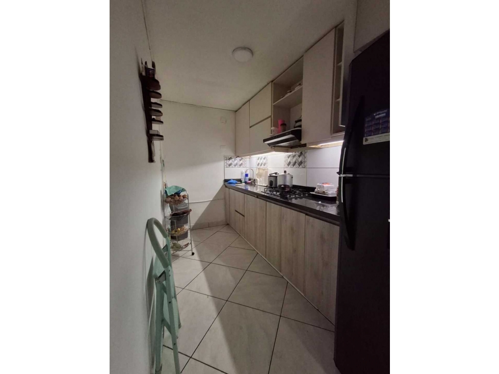 SE VENDE HERMOSA CASA EN EL BARRIO PEREZ CERCA Al PARQUE DE BELLO — foto 2