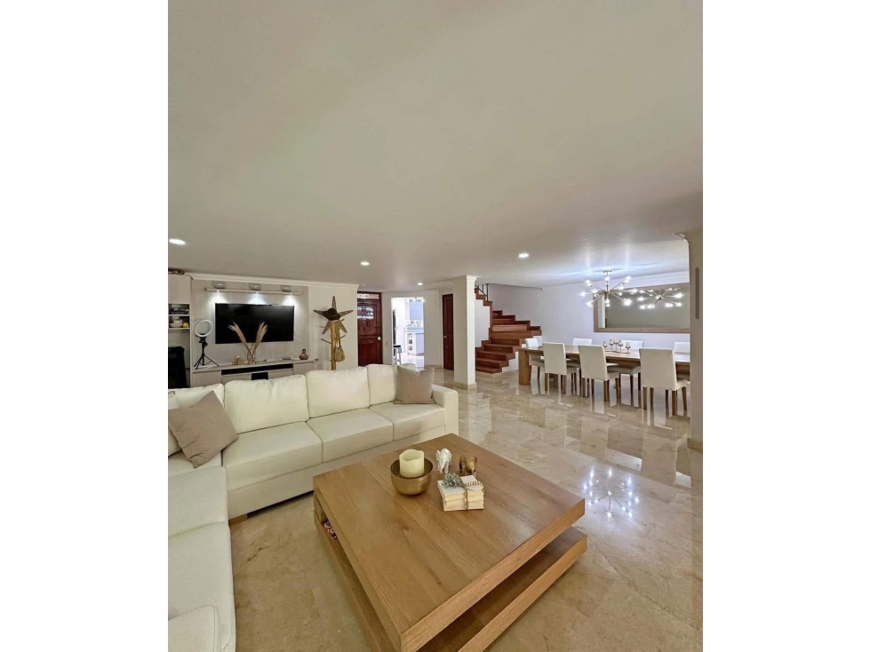SE VENDE HERMOSA CASA EN ENVIGADO LOMA LAS BRUJAS — foto 4