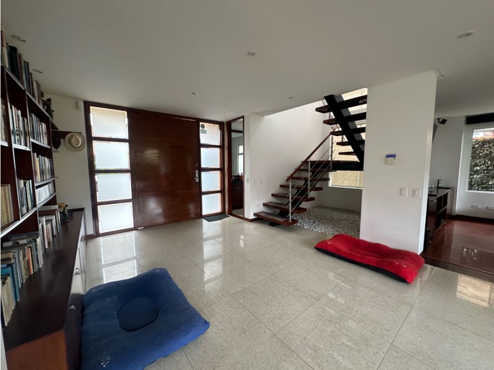 SE VENDE HERMOSA CASA EN EXCLUSIVO CONJUNTO DE CAJICA — foto 2