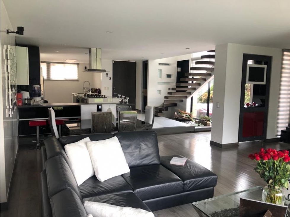 SE VENDE HERMOSA CASA EN HACIENDA SAN LUIS CAJICA.T/A — foto 4