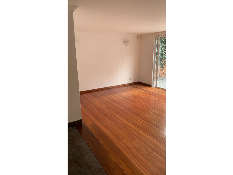 SE VENDE HERMOSA CASA EN LA CALLEJA ALTA.P — foto 4