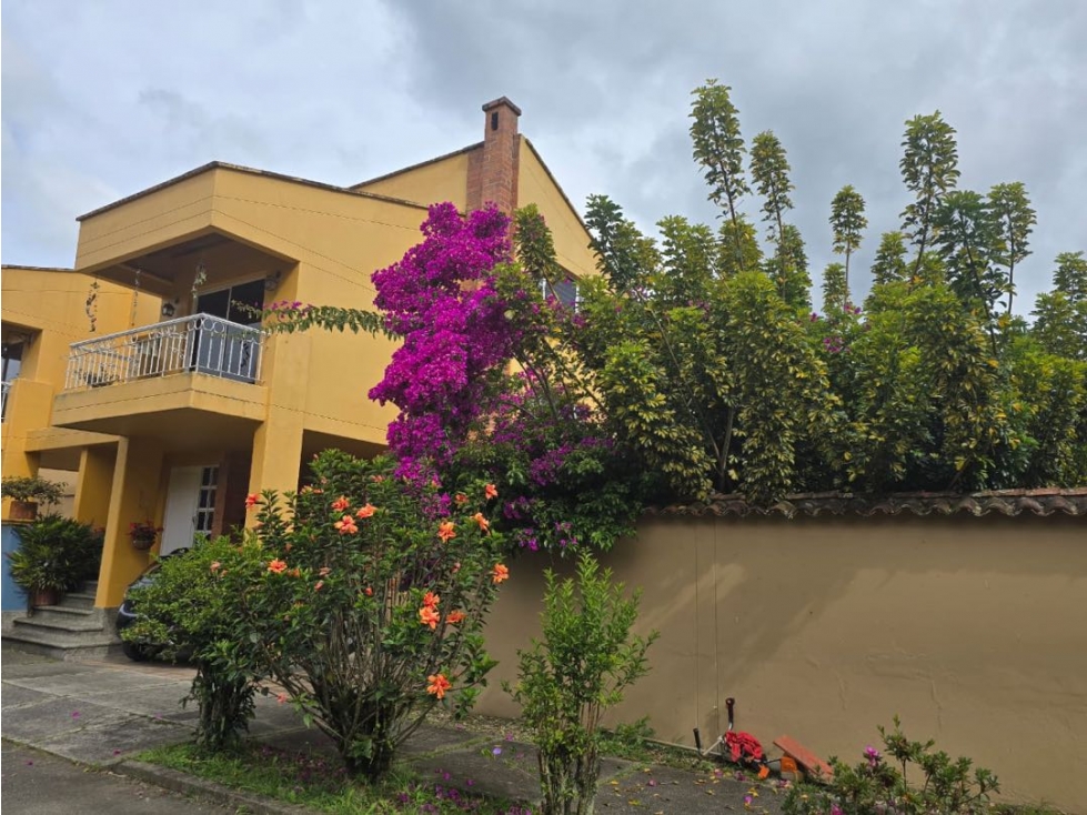 Se vende hermosa casa en la ceja — foto 2