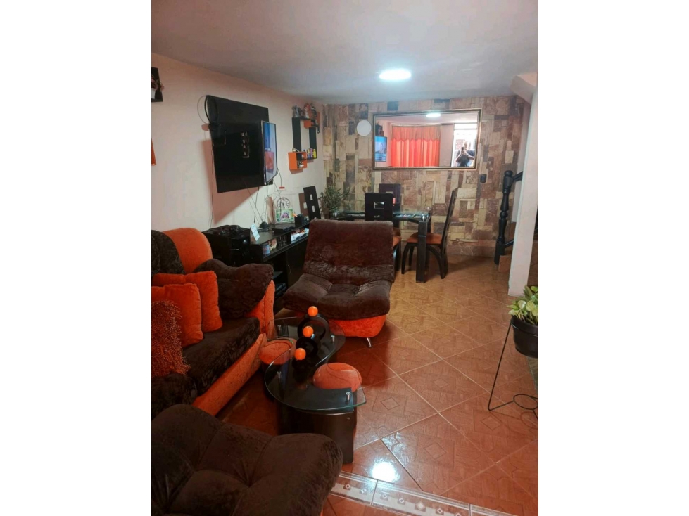 SE VENDE HERMOSA CASA A DOS CUADRAS DE PUERTA DEL NORTE- NIQUIA — foto 5